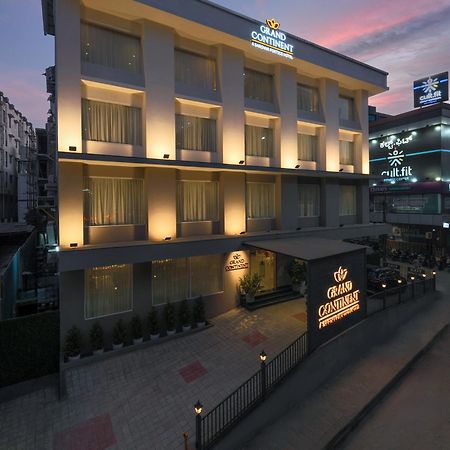 העיר בנגלור Grand Continent Hebbal A Sarovar Portico Affiliate Hotel מראה חיצוני תמונה