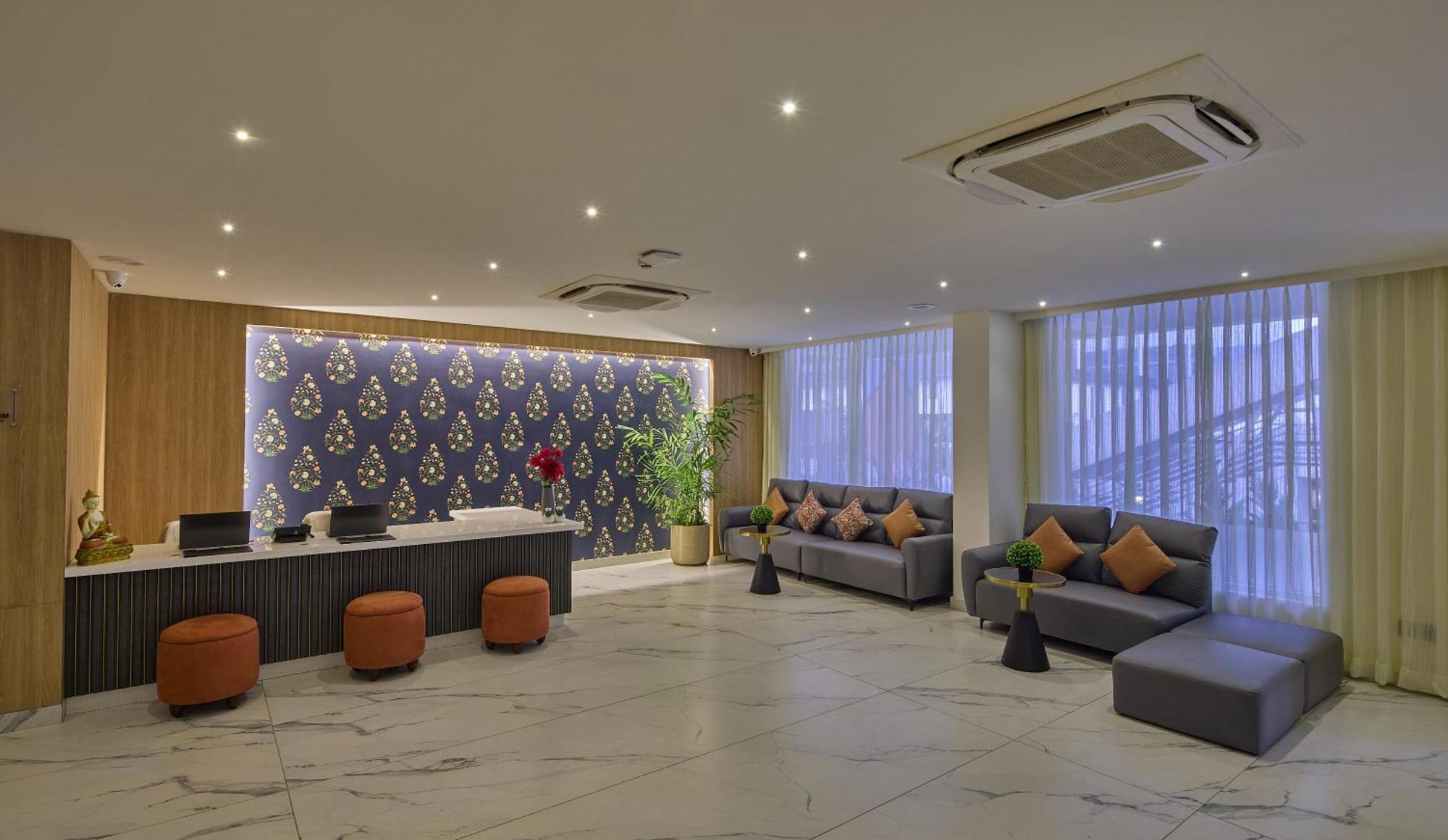 העיר בנגלור Grand Continent Hebbal A Sarovar Portico Affiliate Hotel מראה חיצוני תמונה